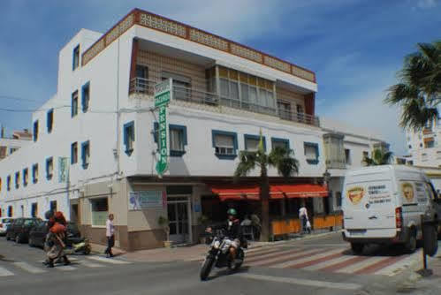 Hostal Facundo Tarifa Exteriör bild